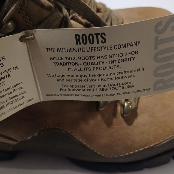 Roots Brown Mens Hiking Boots with Lace-Up Design. NWT. Size 8 - Picture 6 of 10